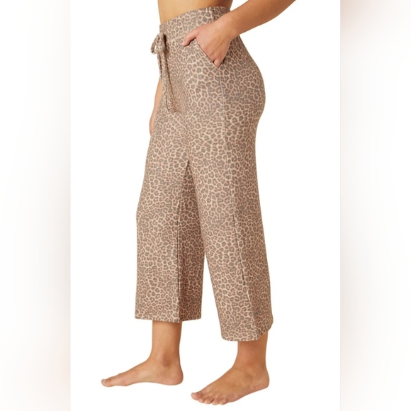 BEYOND YOGA 2X - Picture 4 of 16